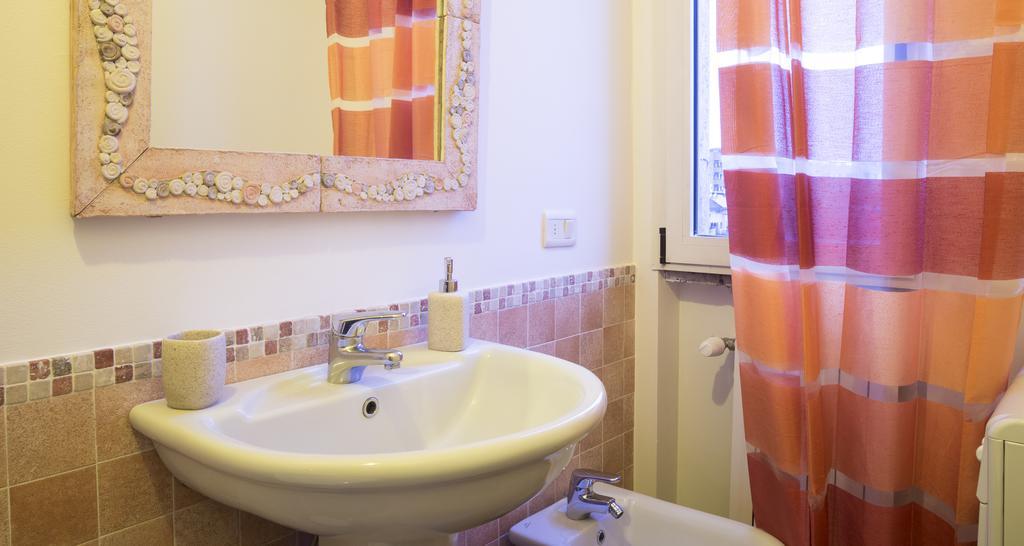 Joivy Warm Family Flat For 6 With Terrace In Milan Apartment Стая снимка